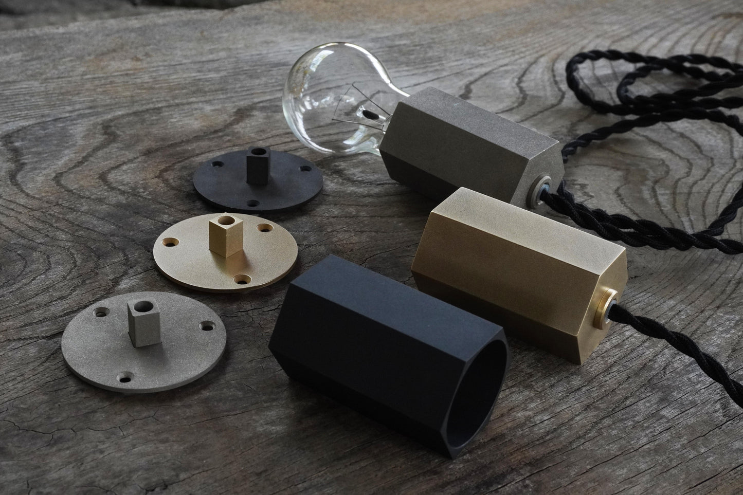 Pendant Light S / L (真鍮黒染め 六角)
