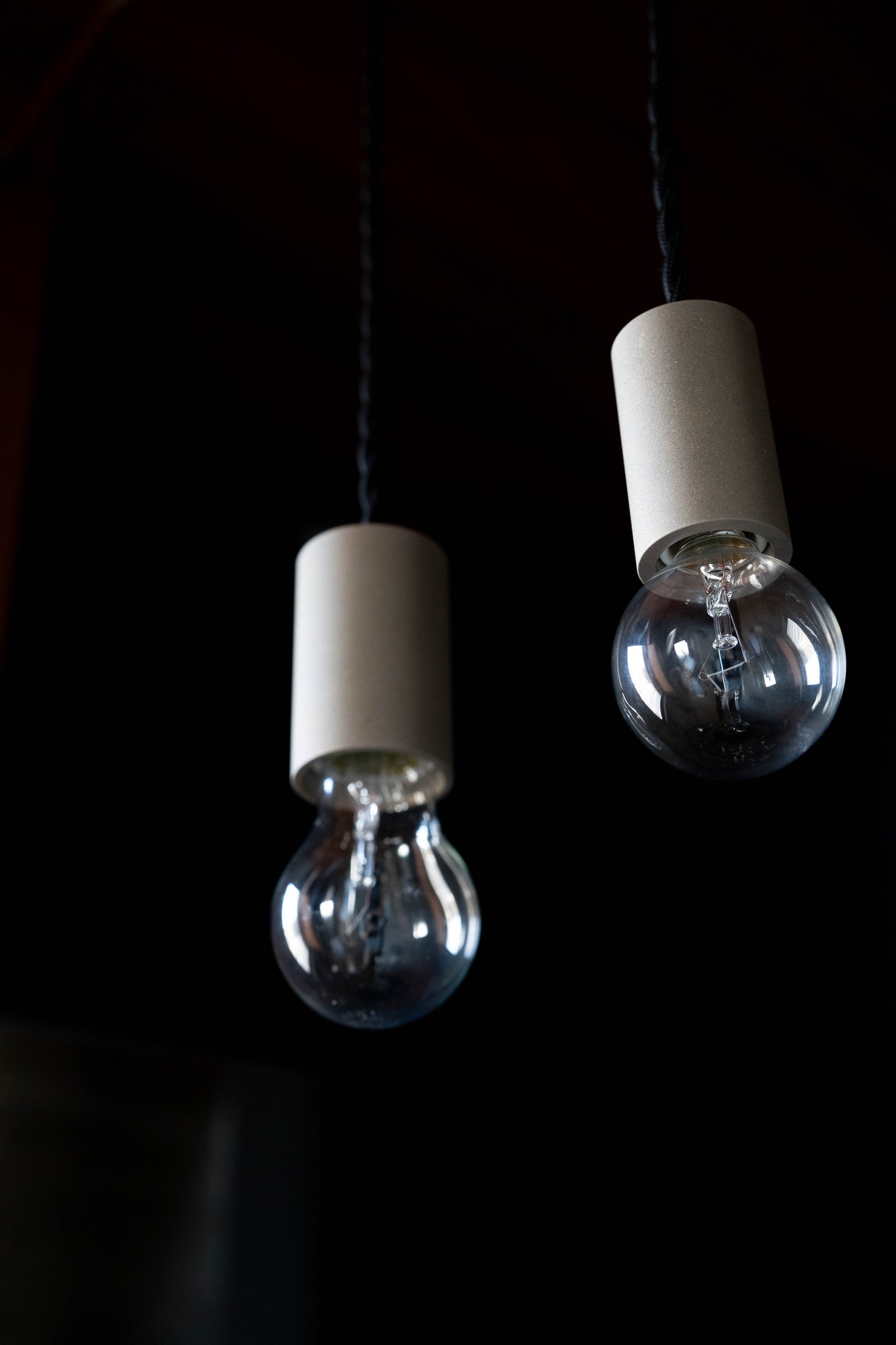 Pendant Light S / L (真鍮灰染め 丸)