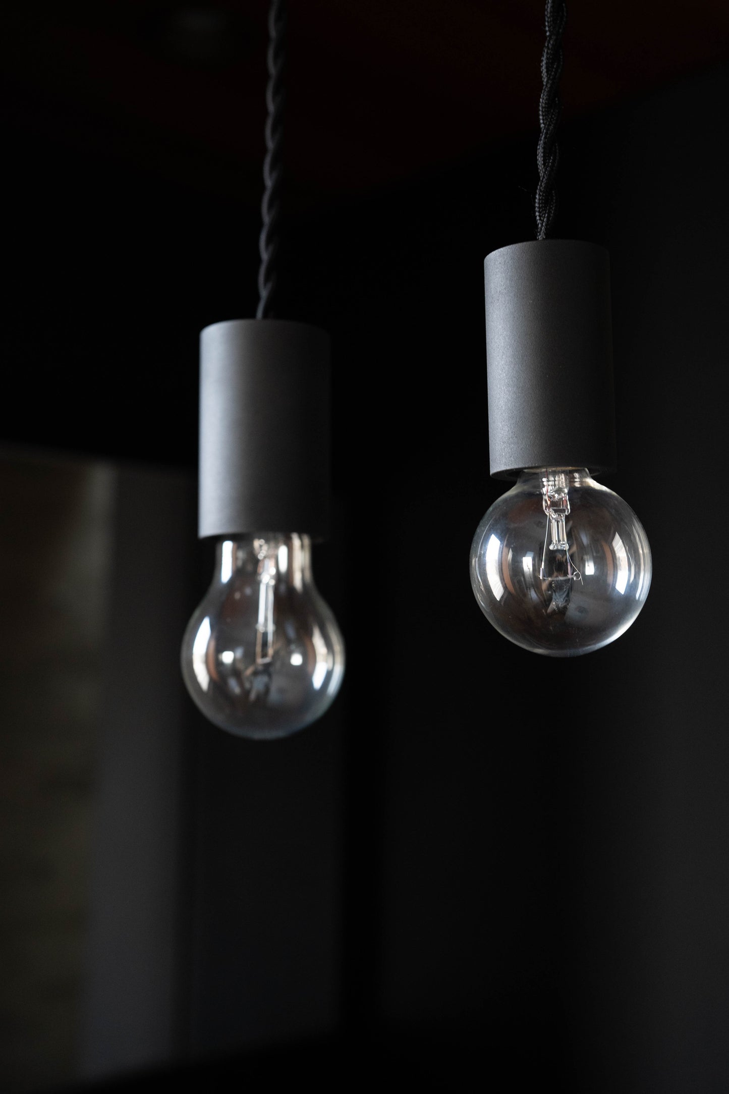 Pendant Light S / L (真鍮黒染め 丸)