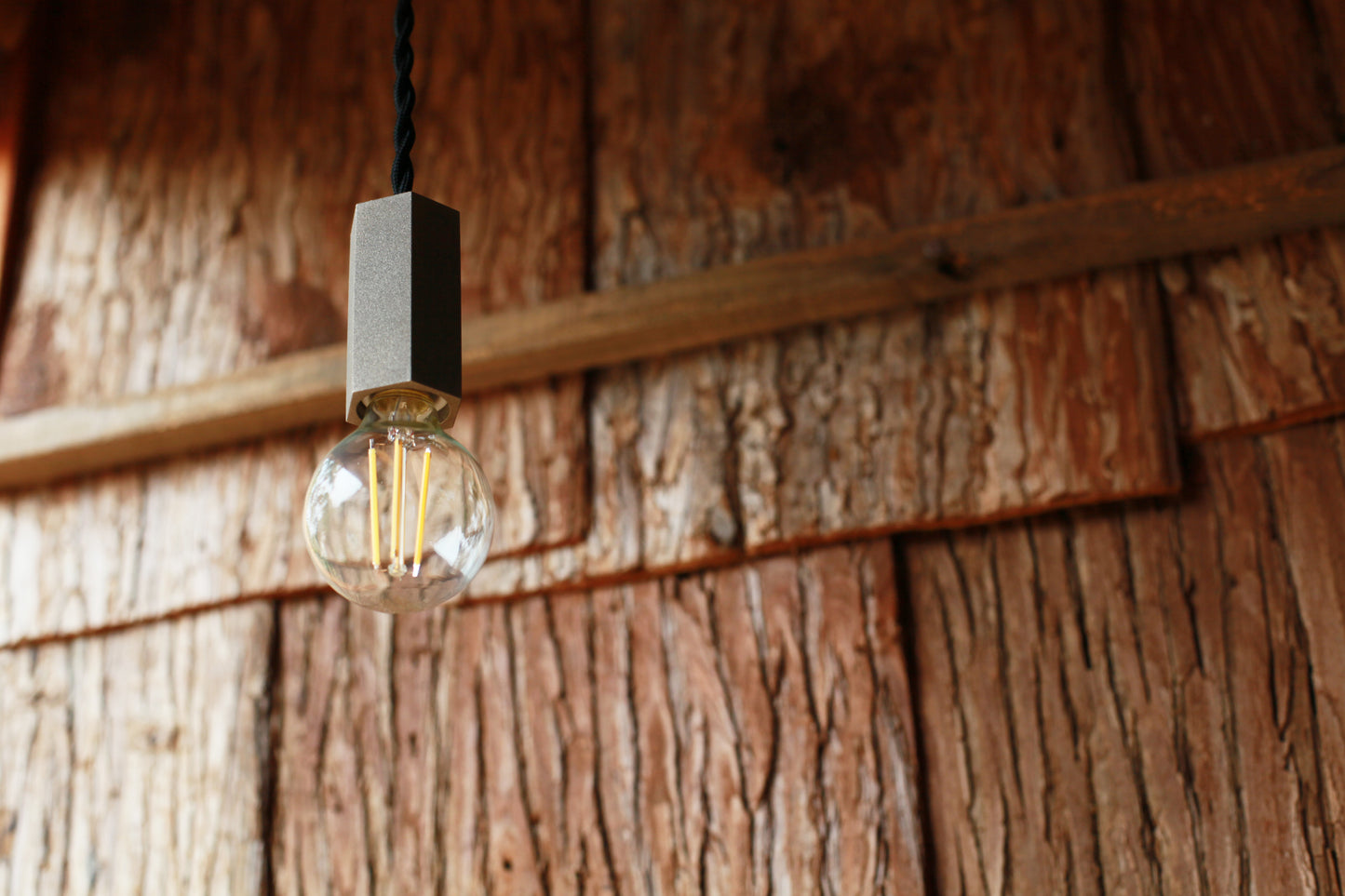 Pendant Light S / L (真鍮灰染め 六角)