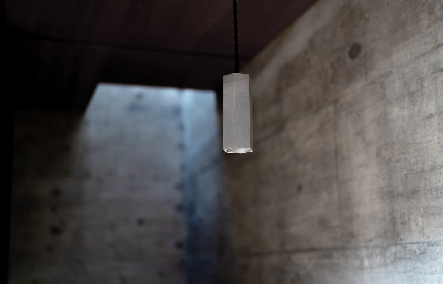 Column Light S / L (真鍮灰染め 六角)